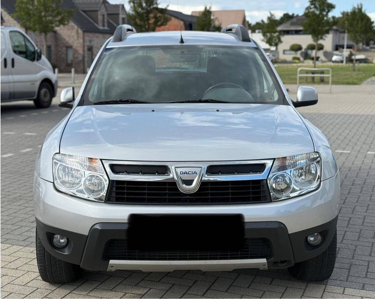 Dacia Duster (I) dCi - Λιμουζίνα/ Sedan: φωτογραφία 5 Dacia Duster (I) dCi - Λιμουζίνα/ Sedan: φωτογραφία 5