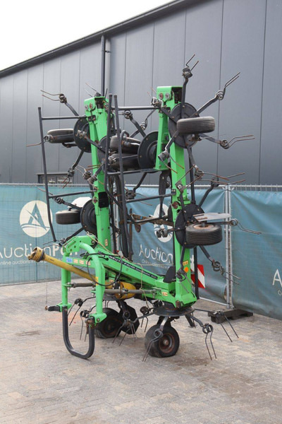 Deutz Fahr CondiMaster 9021 - Χορτοσυλλέκτης: φωτογραφία 4 Deutz Fahr CondiMaster 9021 - Χορτοσυλλέκτης: φωτογραφία 4