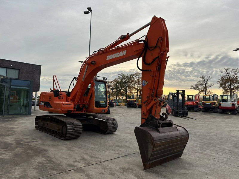Doosan 175MC-V - Ερπυστριοφόρος εκσκαφέας: φωτογραφία 3 Doosan 175MC-V - Ερπυστριοφόρος εκσκαφέας: φωτογραφία 3