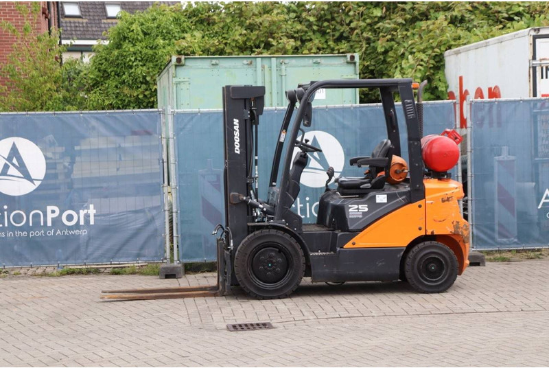 Doosan G25P-7 - Υγραεριοκίνητο περονοφόρο: φωτογραφία 1 Doosan G25P-7 - Υγραεριοκίνητο περονοφόρο: φωτογραφία 1