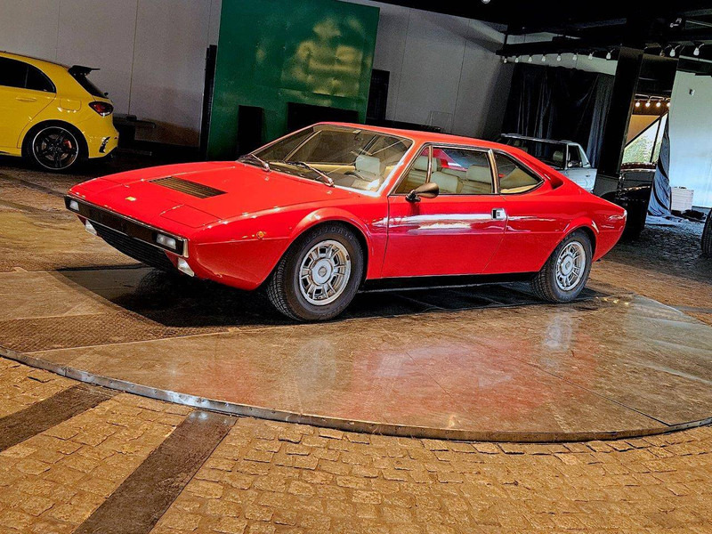 Ferrari DINO 308 GT4 - Λιμουζίνα/ Sedan: φωτογραφία 2 Ferrari DINO 308 GT4 - Λιμουζίνα/ Sedan: φωτογραφία 2