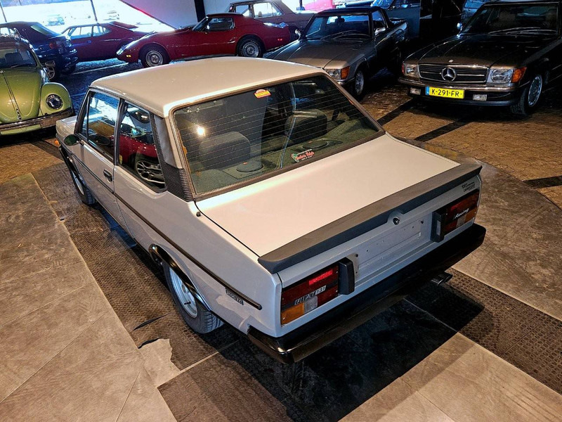 Fiat 131 Racing - Λιμουζίνα/ Sedan: φωτογραφία 3 Fiat 131 Racing - Λιμουζίνα/ Sedan: φωτογραφία 3