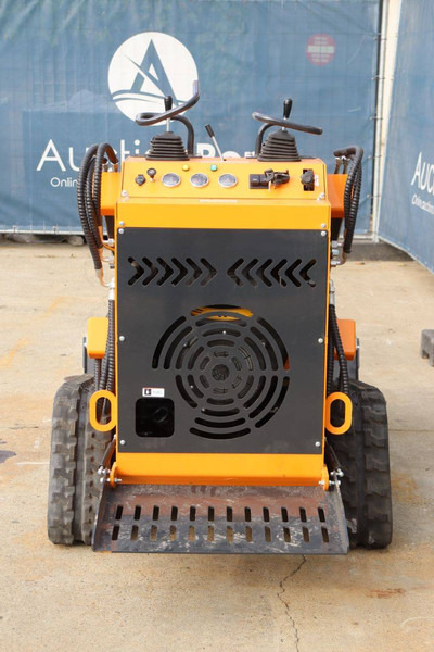 Fland - Ερπυστριοφόρος φορτωτής: φωτογραφία 5 Fland - Ερπυστριοφόρος φορτωτής: φωτογραφία 5