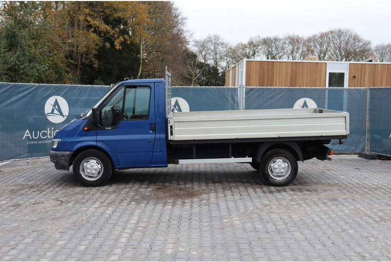 Ford Transit 330M CCF Transit T330 - Βαν: φωτογραφία 2 Ford Transit 330M CCF Transit T330 - Βαν: φωτογραφία 2