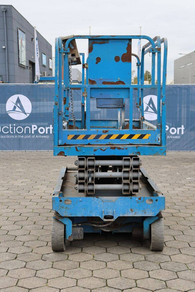 Genie GS-2646 - Ψαλιδωτό ανυψωτικό: φωτογραφία 5 Genie GS-2646 - Ψαλιδωτό ανυψωτικό: φωτογραφία 5