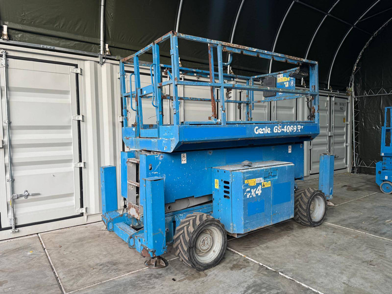 Ψαλιδωτό ανυψωτικό Genie GS-4069: φωτογραφία 17 Ψαλιδωτό ανυψωτικό Genie GS-4069: φωτογραφία 17