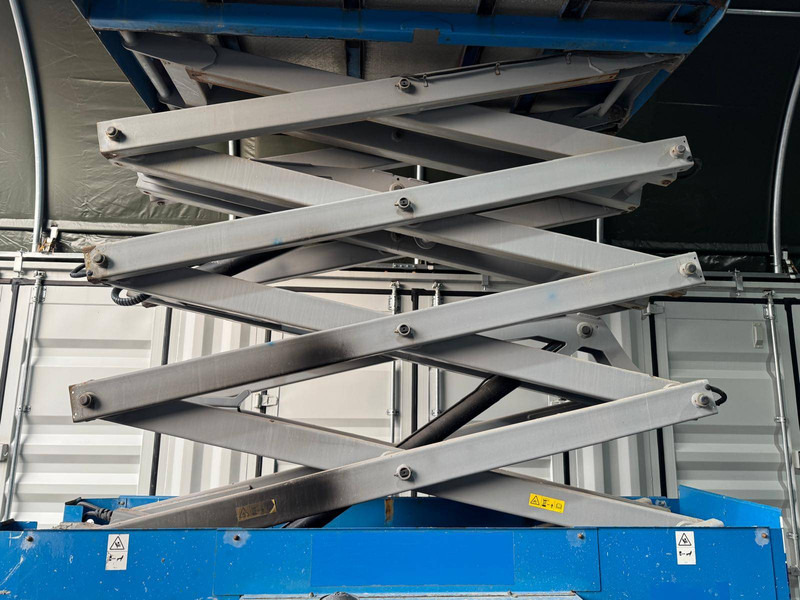 Ψαλιδωτό ανυψωτικό Genie GS-4069: φωτογραφία 8 Ψαλιδωτό ανυψωτικό Genie GS-4069: φωτογραφία 8