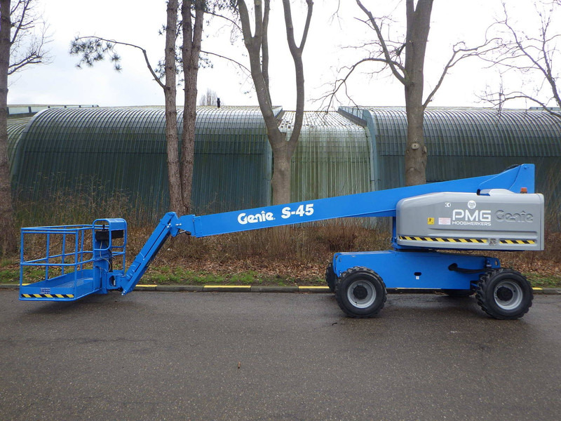 Genie S-45 - Τηλεσκοπικό ανυψωτικό: φωτογραφία 1 Genie S-45 - Τηλεσκοπικό ανυψωτικό: φωτογραφία 1