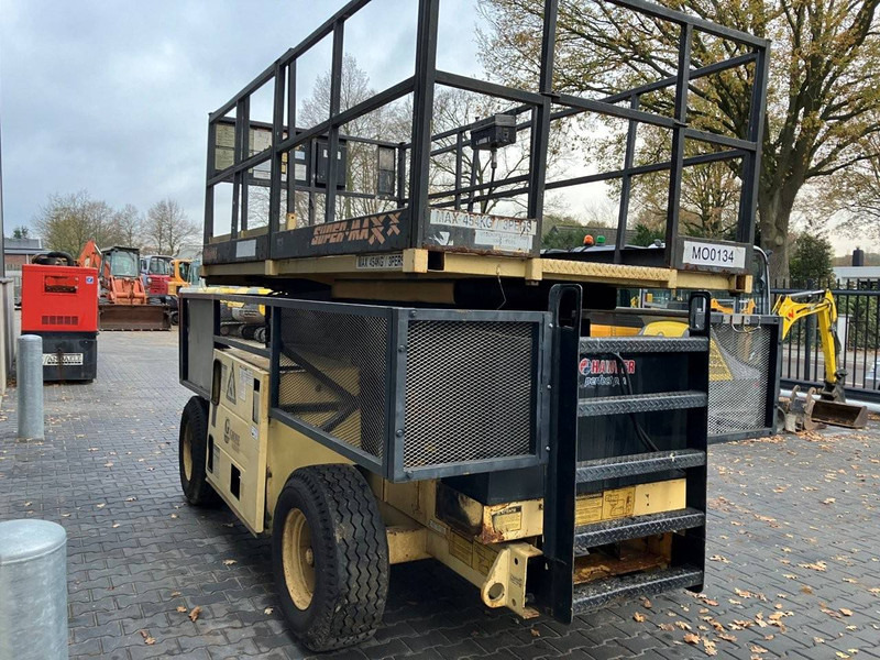 Grove SM4688E - Ψαλιδωτό ανυψωτικό: φωτογραφία 5 Grove SM4688E - Ψαλιδωτό ανυψωτικό: φωτογραφία 5