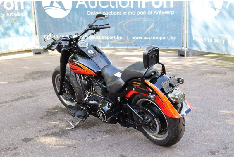 Harley-Davidson Fat Boy Low - Μοτοσικλέτα: φωτογραφία 4 Harley-Davidson Fat Boy Low - Μοτοσικλέτα: φωτογραφία 4