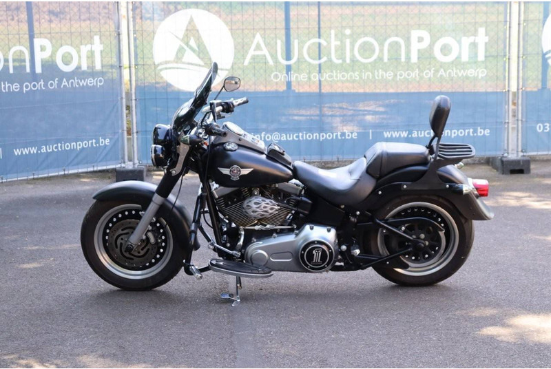 Harley-Davidson Fat Boy Low - Μοτοσικλέτα: φωτογραφία 2 Harley-Davidson Fat Boy Low - Μοτοσικλέτα: φωτογραφία 2