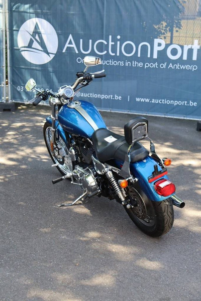 Harley-Davidson Sporster XL1200 Custom - Μοτοσικλέτα: φωτογραφία 4 Harley-Davidson Sporster XL1200 Custom - Μοτοσικλέτα: φωτογραφία 4