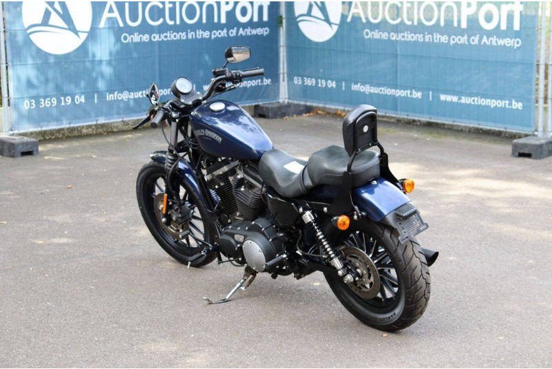 Harley-Davidson Sportster XL883 Iron - Μοτοσικλέτα: φωτογραφία 4 Harley-Davidson Sportster XL883 Iron - Μοτοσικλέτα: φωτογραφία 4