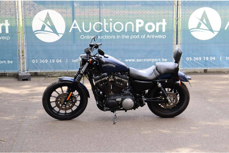 Harley-Davidson Sportster XL883 Iron - Μοτοσικλέτα: φωτογραφία 1 Harley-Davidson Sportster XL883 Iron - Μοτοσικλέτα: φωτογραφία 1