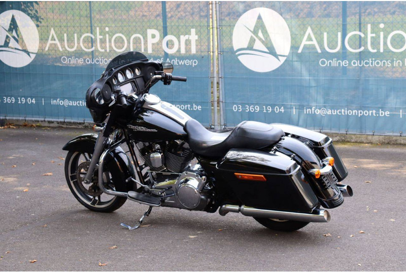 Harley-Davidson Street Glide - Μοτοσικλέτα: φωτογραφία 3 Harley-Davidson Street Glide - Μοτοσικλέτα: φωτογραφία 3