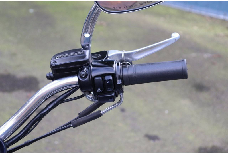 Μοτοσικλέτα Harley-Davidson V-Rod VRSC: φωτογραφία 20 Μοτοσικλέτα Harley-Davidson V-Rod VRSC: φωτογραφία 20