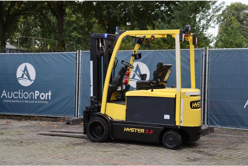 Hyster E3.2XN - Ηλεκτροκίνητο περονοφόρο: φωτογραφία 3 Hyster E3.2XN - Ηλεκτροκίνητο περονοφόρο: φωτογραφία 3