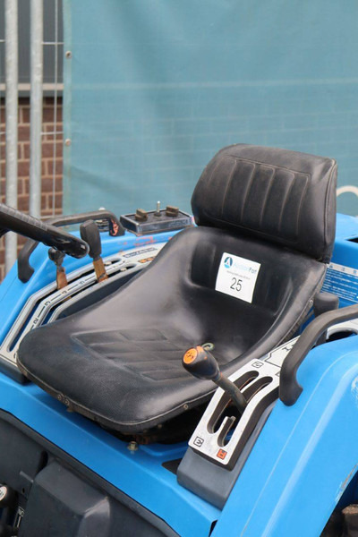 Τρακτέρ Iseki Landhope 155: φωτογραφία 18