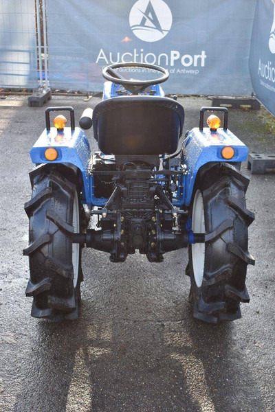 Iseki TU1500F - Τρακτέρ: φωτογραφία 5 Iseki TU1500F - Τρακτέρ: φωτογραφία 5