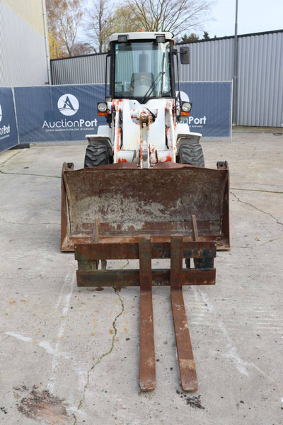 Ελαστιχοφόρος φορτωτής JCB Santerne ZX: φωτογραφία 8