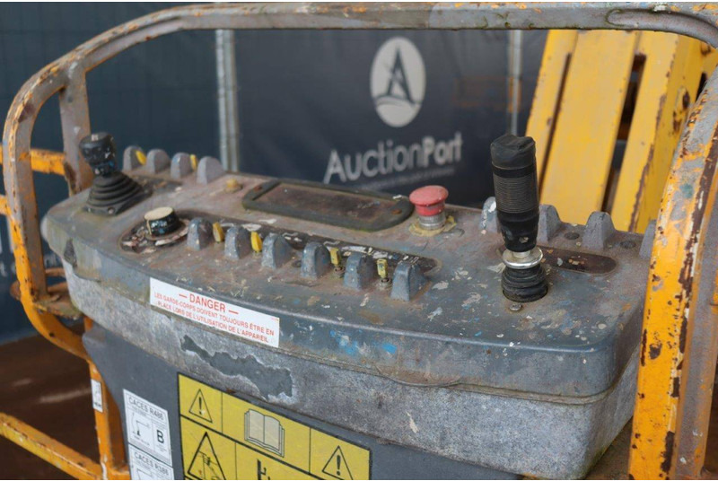 Καλαθοφόρο ανυψωτικό JLG 450AJ: φωτογραφία 12