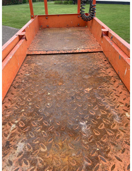 JLG 6RS - Ψαλιδωτό ανυψωτικό: φωτογραφία 4 JLG 6RS - Ψαλιδωτό ανυψωτικό: φωτογραφία 4