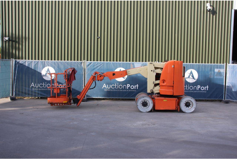 JLG E300AJP - Καλαθοφόρο ανυψωτικό: φωτογραφία 2 JLG E300AJP - Καλαθοφόρο ανυψωτικό: φωτογραφία 2