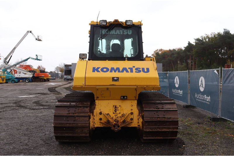 Komatsu D65PX-17 - Μπουλντόζα: φωτογραφία 5 Komatsu D65PX-17 - Μπουλντόζα: φωτογραφία 5