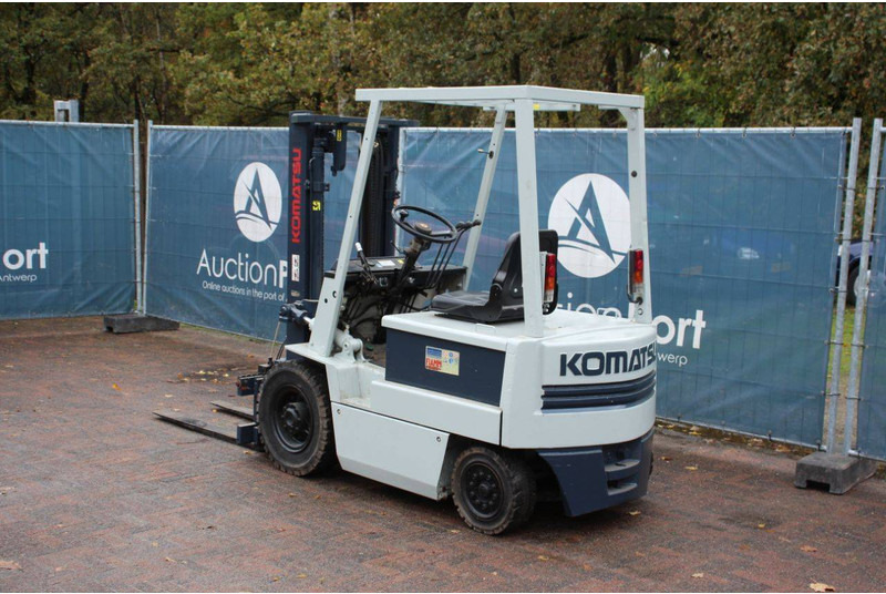 Komatsu FB20-3 - Ηλεκτροκίνητο περονοφόρο: φωτογραφία 3 Komatsu FB20-3 - Ηλεκτροκίνητο περονοφόρο: φωτογραφία 3