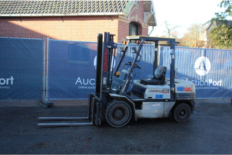 Komatsu FD30T-11E - Πετρελαιοκίνητο περονοφόρο: φωτογραφία 1 Komatsu FD30T-11E - Πετρελαιοκίνητο περονοφόρο: φωτογραφία 1