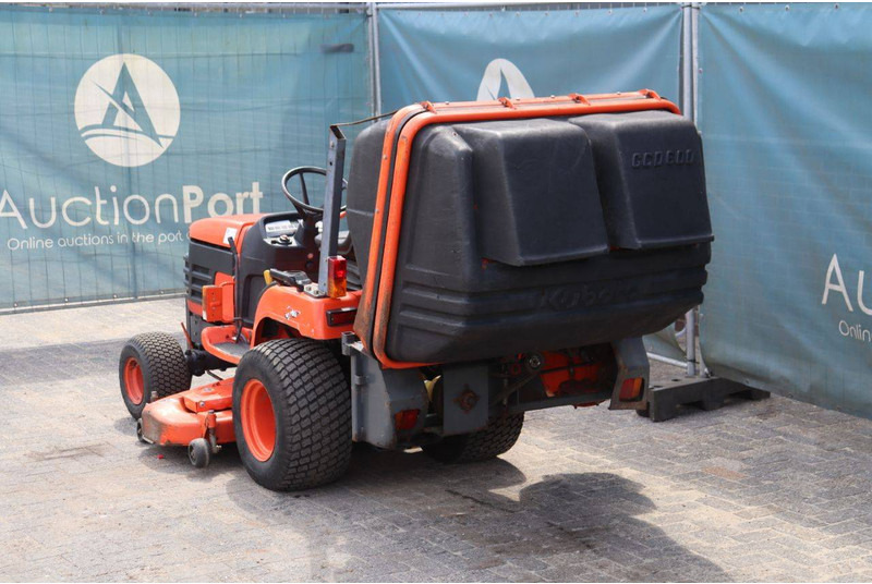 Kubota BX2200D - Χλοοκοπτικό: φωτογραφία 4 Kubota BX2200D - Χλοοκοπτικό: φωτογραφία 4