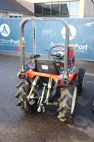 Kubota JB16 - Τρακτέρ: φωτογραφία 5 Kubota JB16 - Τρακτέρ: φωτογραφία 5