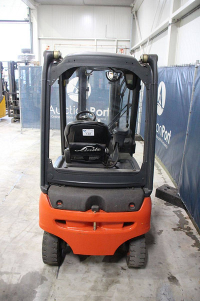 Linde E16 - Ηλεκτροκίνητο περονοφόρο: φωτογραφία 4 Linde E16 - Ηλεκτροκίνητο περονοφόρο: φωτογραφία 4