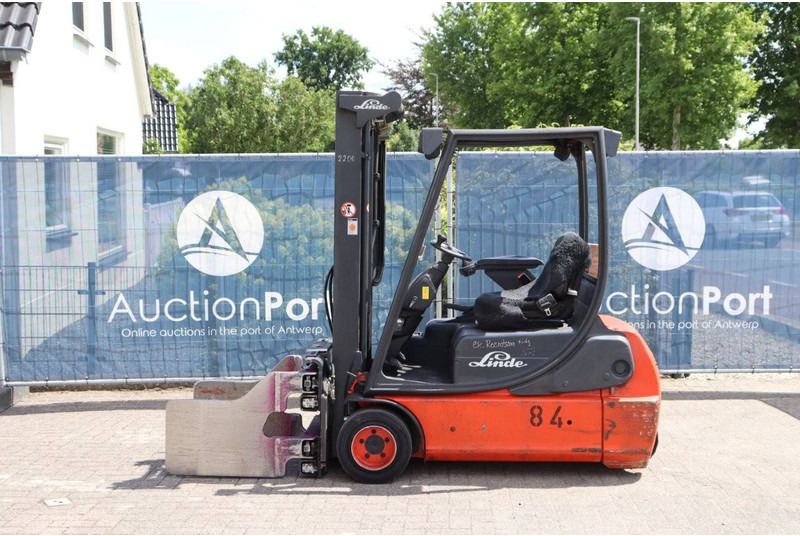 Linde E18C-02 - Ηλεκτροκίνητο περονοφόρο: φωτογραφία 2 Linde E18C-02 - Ηλεκτροκίνητο περονοφόρο: φωτογραφία 2