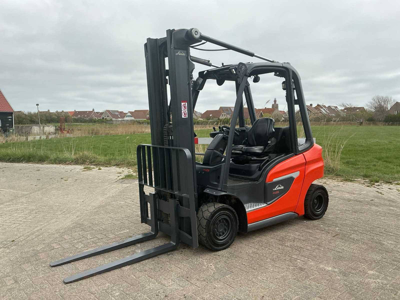 Linde H25D-01 - Πετρελαιοκίνητο περονοφόρο: φωτογραφία 1 Linde H25D-01 - Πετρελαιοκίνητο περονοφόρο: φωτογραφία 1