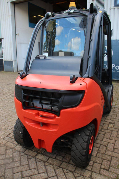 Linde H25T-02 - Υγραεριοκίνητο περονοφόρο: φωτογραφία 5 Linde H25T-02 - Υγραεριοκίνητο περονοφόρο: φωτογραφία 5