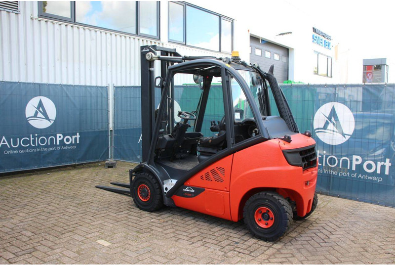 Linde H25T-02 - Υγραεριοκίνητο περονοφόρο: φωτογραφία 3 Linde H25T-02 - Υγραεριοκίνητο περονοφόρο: φωτογραφία 3