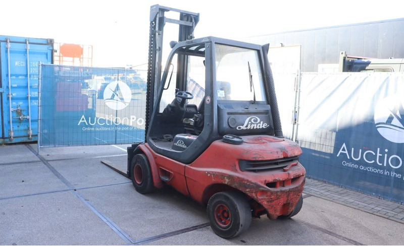 Linde H30D-02 - Πετρελαιοκίνητο περονοφόρο: φωτογραφία 3 Linde H30D-02 - Πετρελαιοκίνητο περονοφόρο: φωτογραφία 3