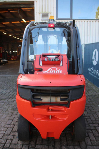 Linde H30T-02 - Υγραεριοκίνητο περονοφόρο: φωτογραφία 4 Linde H30T-02 - Υγραεριοκίνητο περονοφόρο: φωτογραφία 4