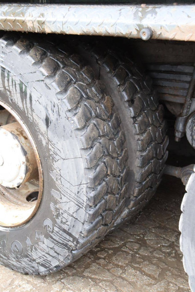 Φορτηγό με γερανό MAN 26.364 6x4: φωτογραφία 13 Φορτηγό με γερανό MAN 26.364 6x4: φωτογραφία 13