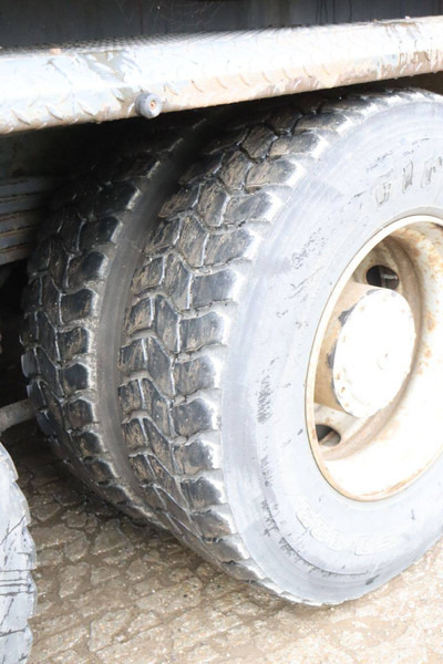 Φορτηγό με γερανό MAN 26.364 6x4: φωτογραφία 14 Φορτηγό με γερανό MAN 26.364 6x4: φωτογραφία 14