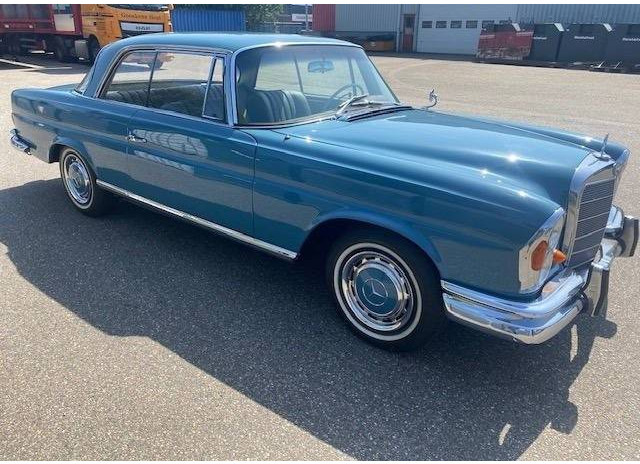 Mercedes-Benz 220 SE coupe Automatic - Λιμουζίνα/ Sedan: φωτογραφία 4 Mercedes-Benz 220 SE coupe Automatic - Λιμουζίνα/ Sedan: φωτογραφία 4