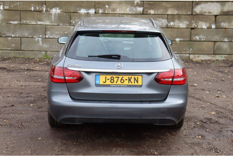 Mercedes-Benz C-Klasse C220d - Λιμουζίνα/ Sedan: φωτογραφία 5 Mercedes-Benz C-Klasse C220d - Λιμουζίνα/ Sedan: φωτογραφία 5