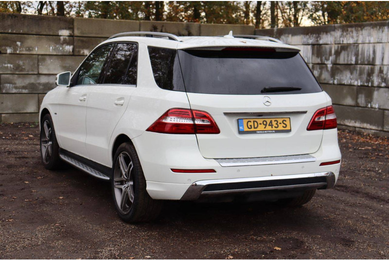 Mercedes-Benz ML350 - Λιμουζίνα/ Sedan: φωτογραφία 4 Mercedes-Benz ML350 - Λιμουζίνα/ Sedan: φωτογραφία 4
