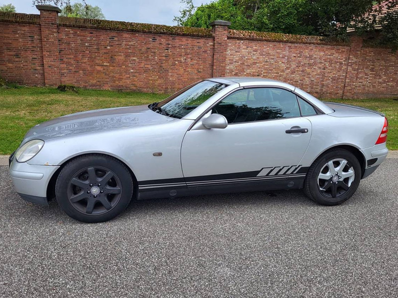 Mercedes-Benz SLK SLK200 Automatic - Αυτοκίνητο: φωτογραφία 2 Mercedes-Benz SLK SLK200 Automatic - Αυτοκίνητο: φωτογραφία 2