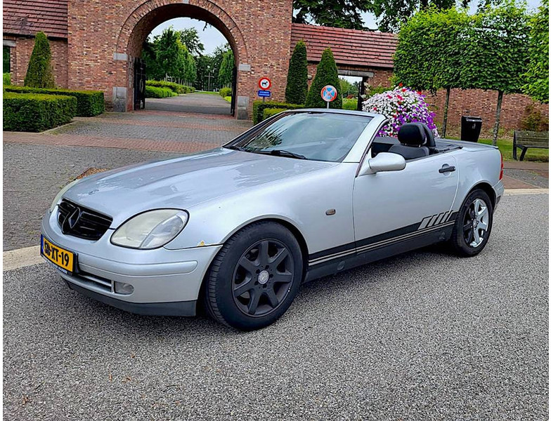 Mercedes-Benz SLK SLK200 Automatic - Αυτοκίνητο: φωτογραφία 1 Mercedes-Benz SLK SLK200 Automatic - Αυτοκίνητο: φωτογραφία 1