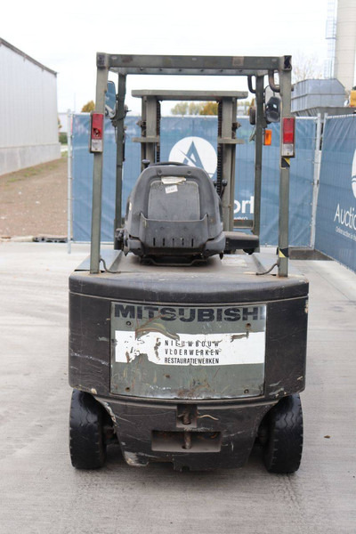 Mitsubishi FB20 - Ηλεκτροκίνητο περονοφόρο: φωτογραφία 5 Mitsubishi FB20 - Ηλεκτροκίνητο περονοφόρο: φωτογραφία 5
