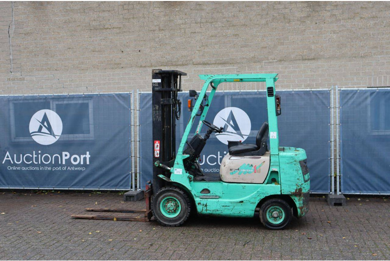 Mitsubishi FD15 - Πετρελαιοκίνητο περονοφόρο: φωτογραφία 3 Mitsubishi FD15 - Πετρελαιοκίνητο περονοφόρο: φωτογραφία 3