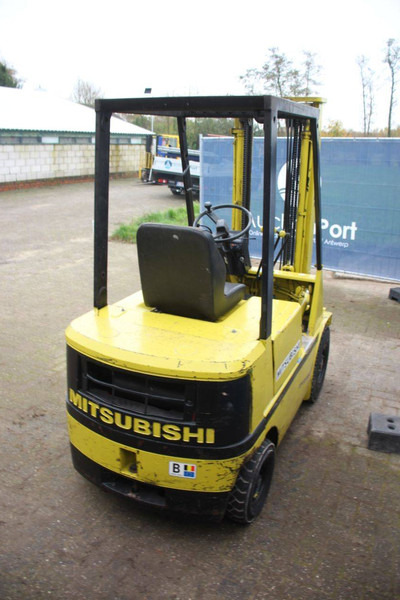 Mitsubishi FD15 - Πετρελαιοκίνητο περονοφόρο: φωτογραφία 5 Mitsubishi FD15 - Πετρελαιοκίνητο περονοφόρο: φωτογραφία 5