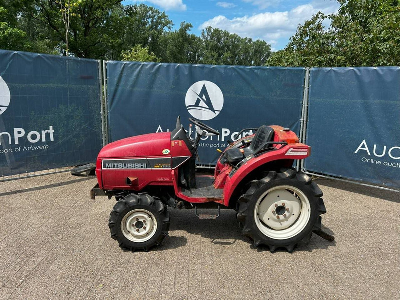 Mitsubishi MT165 - Τρακτέρ: φωτογραφία 1 Mitsubishi MT165 - Τρακτέρ: φωτογραφία 1